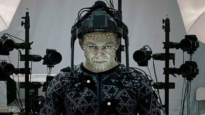Imagem da notícia Andy Serkis sabe a real identidade de Snoke em Star Wars e não está animado com série de O Senhor dos Anéis