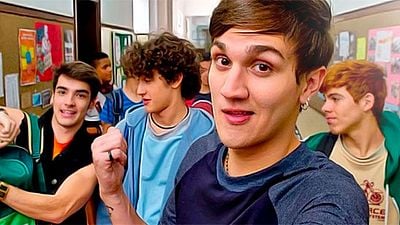 Imagem da notícia Eu Fico Loko 2: Christian Figueiredo anuncia continuação de filme sobre sua vida