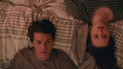 Imagem da notícia Love, Simon: Saiu o primeiro trailer da adaptação de 'Simon vs. A Agenda Homo Sapiens'