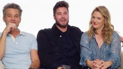 Imagem da notícia Drew Barrymore ajuda pedido de casamento de fãs de Santa Clarita Diet