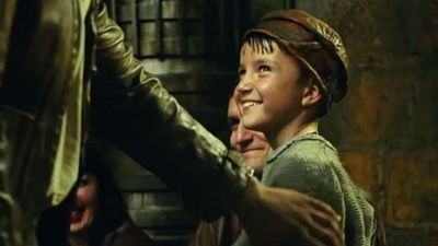 Imagem da notícia Star Wars - Os Últimos Jedi: Revelado nome do "garoto da vassoura"