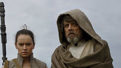 Imagem da notícia Star Wars - Os Últimos Jedi: Fãs criam petição para remover o filme do cânone