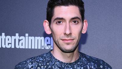 Imagem da notícia Max Landis, roteirista de Bright, é acusado de assédio sexual