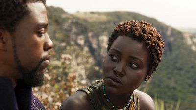 Imagem da notícia Lupita Nyong'o tentou, mas não conseguiu comprar ingresso para ver a estreia de Pantera Negra nos cinemas