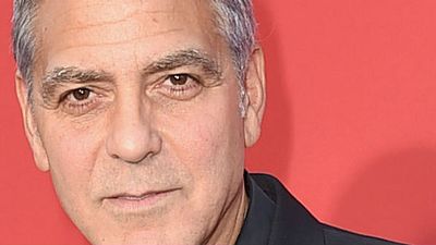 Imagem da notícia Catch-22: Série de George Clooney ganha sinal verde do Hulu