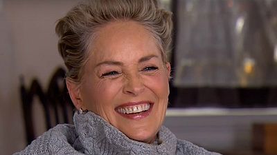 Imagem da notícia Sharon Stone cai na gargalhada ao ser perguntada se já sofreu assédio em Hollywood