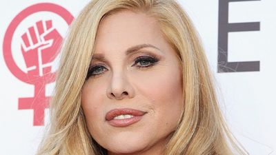 Imagem da notícia Grey's Anatomy escala atriz Candis Cayne para história sobre paciente trans