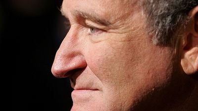 Imagem da notícia Morte de Robin Williams coincide com aumento de suicídios nos EUA, aponta estudo