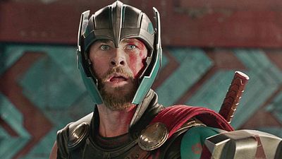 Imagem da notícia Chris Hemsworth interpretou outro personagem além do Deus do Trovão em Thor: Ragnarok