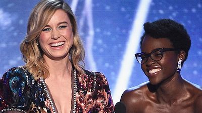 Imagem da notícia Brie Larson está ajudando fãs de baixa renda a conseguirem ingressos para Pantera Negra