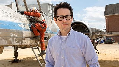 Imagem da notícia Star Wars: J.J. Abrams confirma data do início das filmagens do Episódio IX