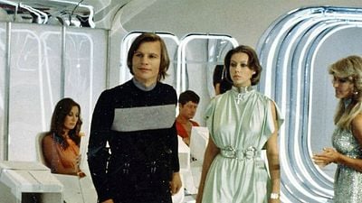 Imagem da notícia Refilmagem do clássico de ficção científica Fuga no Século 23 contrata roteirista de Jogos Vorazes