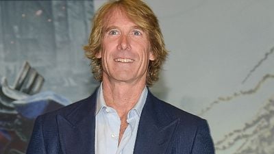 Imagem da notícia Michael Bay assume direção de dois filmes, 6 Underground e Robopocalypse