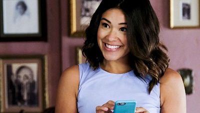 Imagem da notícia Jane The Virgin: Gina Rodriguez indica que quinta temporada pode ser a última