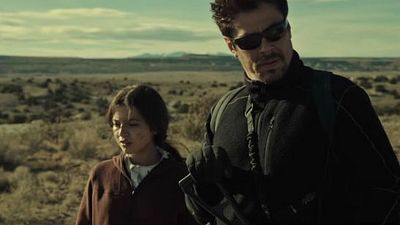 Imagem da notícia Benicio Del Toro e Josh Brolin começam uma guerra em novo trailer de Sicario 2