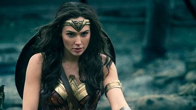 Imagem da notícia Gal Gadot comemora aniversário de Mulher-Maravilha
