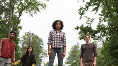 Imagem da notícia Mentes Sombrias: Amandla Stenberg lidera jovens poderosos nas primeiras fotos da adaptação