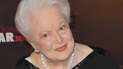 Olivia de Havilland perde processo contra Feud: Bette and Joan