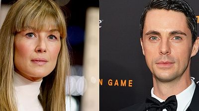 Imagem da notícia Feud: Rosamund Pike e Matthew Goode podem interpretar Princesa Diana e Príncipe Charles na segunda temporada (Rumor)