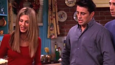 Matt LeBlanc lembra "acidente" ao comer pavê de carne de Rachel em Friends