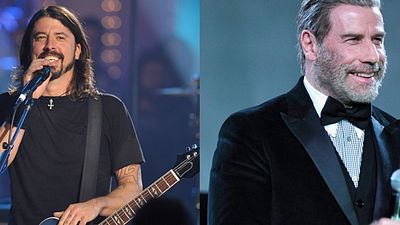 Imagem da notícia Foo Fighters toca música de Grease - Nos Tempos da Brilhantina com John Travolta no palco