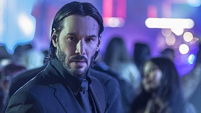 Imagem da notícia Keanu Reeves está num ambiente neo-noir em imagem de bastidores de John Wick 3