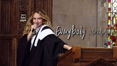 Imagem da notícia Mamma Mia! Lá Vamos Nós de Novo: Lily James solta a voz em cena inédita da continuação