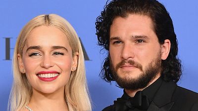 Imagem da notícia Game of Thrones: Emilia Clarke e Kit Harington aparecem em foto de bastidores