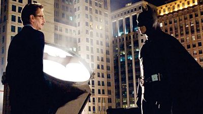 Imagem da notícia Dicas do Dia: Batman Begins e Meu Passado Me Condena são os destaques de hoje