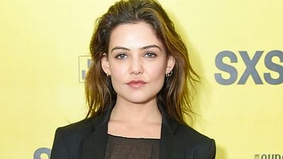Imagem da notícia Danielle Campbell, de The Originals, vai protagonizar nova série do roteirista de Pânico