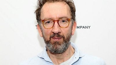 Imagem da notícia Modern Love: Amazon encomenda piloto de comédia romântica do diretor de Mesmo Se Nada Der Certo