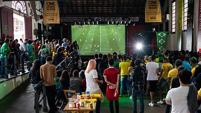 Imagem da notícia CineOP 2018: Primeiro jogo do Brasil na Copa do Mundo empolga cinéfilos de Ouro Preto