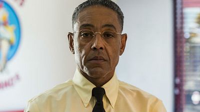 Imagem da notícia Better Call Saul: Teaser da 4ª temporada destaca o lado ocupado (e perigoso!) de Gus