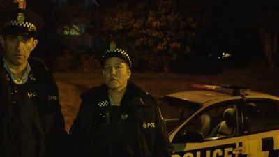 Imagem da notícia Série policial de Taika Waititi, derivada de O Que Fazemos nas Sombras, ganha teaser hilário