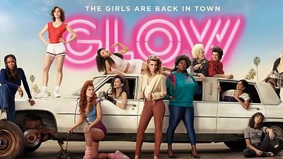 Imagem da notícia GLOW é uma comédia amadurecida e enfática em seu novo ano (Crítica da 2ª temporada)