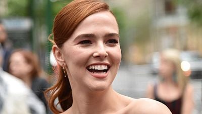 Imagem da notícia Estrela de Um Plano Imperfeito, Zoey Deutch será prostituta em novo drama