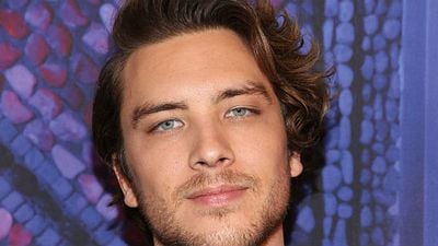 Imagem da notícia American Horror Story: Apocalypse escala revelação de O Assassinato de Gianni Versace como o anticristo