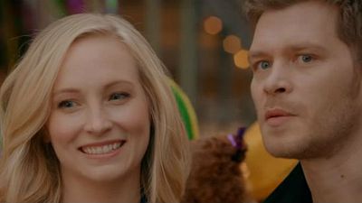 Imagem da notícia The Originals: Cena deletada do episódio final traz Klaus e Caroline em clima de romance