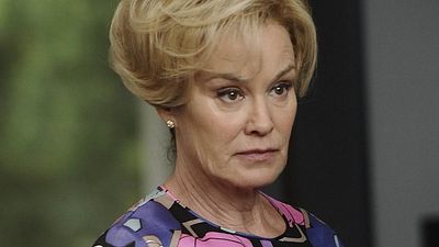 Imagem da notícia Jessica Lange retorna para American Horror Story: Apocalypse!
