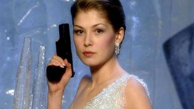 Imagem da notícia Rosamund Pike recusou tirar a roupa em teste para ser Bond Girl
