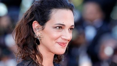 Imagem da notícia Asia Argento fez acordo para abafar acusação de assédio de ator adolescente