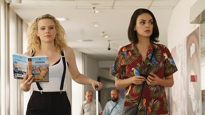 Imagem da notícia Meu Ex é um Espião: Mila Kunis e Kate McKinnon se preparam para viajar para Viena em nova cena (Exclusiva)