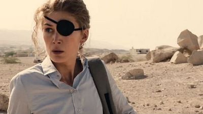 Imagem da notícia A Private War: Rosamund Pike busca a verdade numa zona de guerra em trailer da biografia