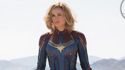 Imagem da notícia Capitã Marvel: Brie Larson, Samuel L. Jackson e Jude Law aparecem nas primeiras imagens do filme