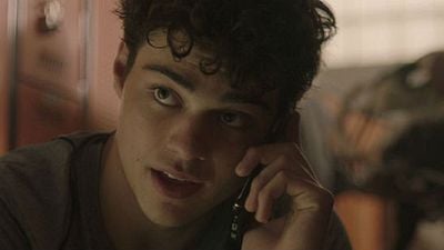 Imagem da notícia Noah Centineo, de Sierra Burgess É Uma Loser, revela que já sofreu 'catfish' na vida real 