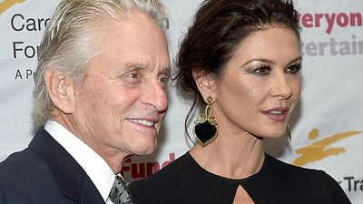 Imagem da notícia Michael Douglas e Catherine Zeta-Jones comemoram seus aniversários ao som do hit brasileiro "Michael Douglas"