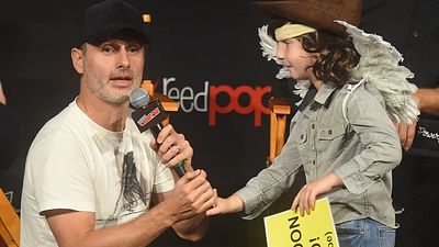 Imagem da notícia New York Comic Con 2018: Painel de The Walking Dead se transforma em festa de despedida para Andrew Lincoln