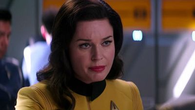 Imagem da notícia Star Trek - Discovery: Revelada primeira imagem de Rebecca Romijn na série