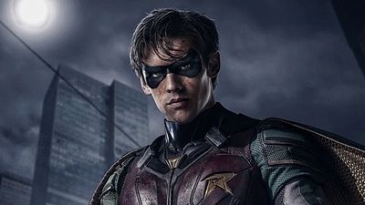 Imagem da notícia Titans: Ator explica por que Robin xinga Batman no trailer