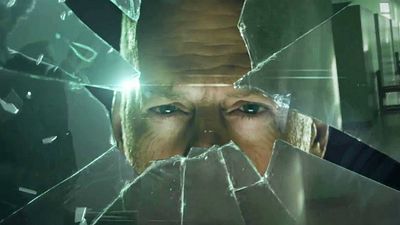 Imagem da notícia Vidro: Novo cartaz destaca nome de super-herói do personagem de Bruce Willis